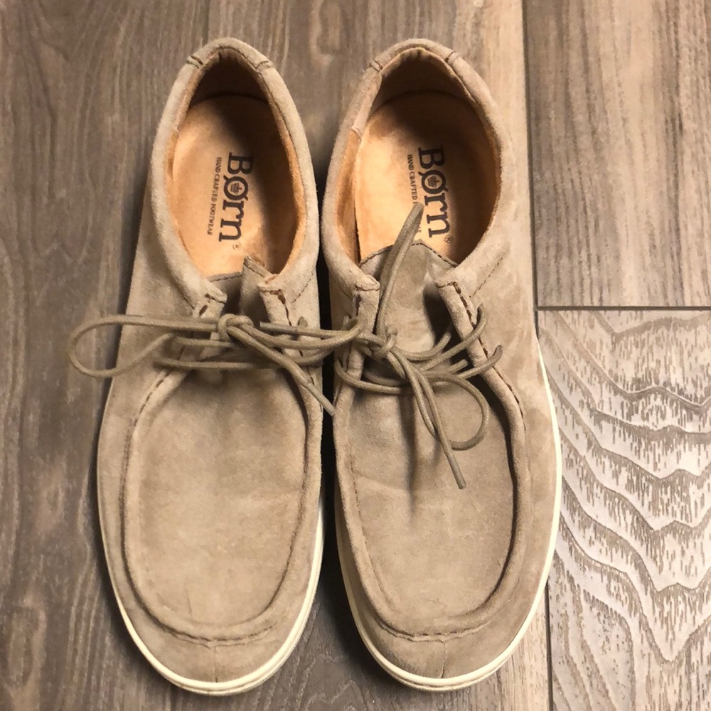 Born men’s shoes in great condition